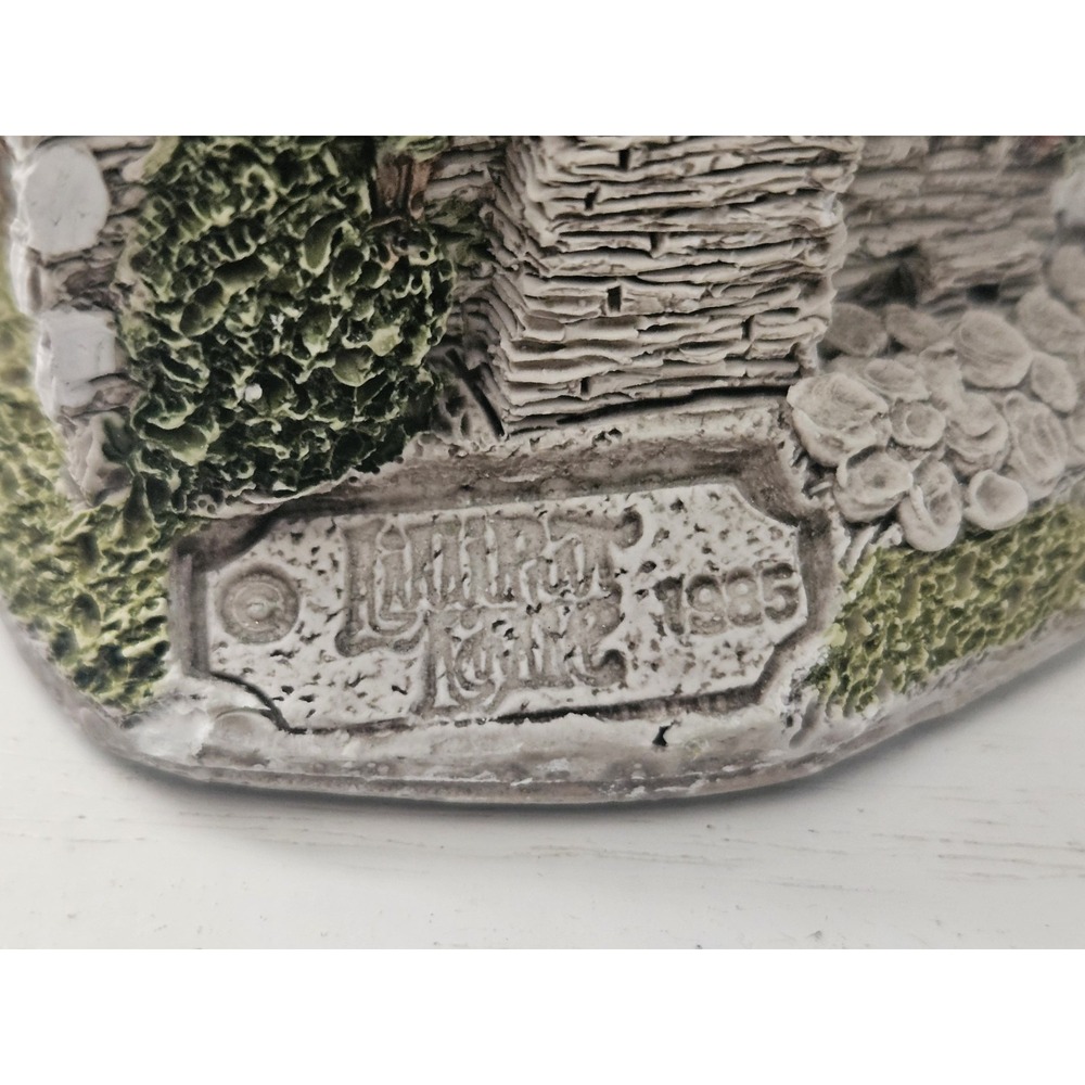 Vintage Sawrey Gill, Beatrix Potter Home, Miniature Cottage Lilliput Lane, UK - Picture 8 of 9